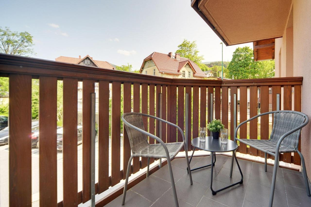 Apartamenty Sun Seasons 24 - Nad Lomnica 14 Centrum Карпач Экстерьер фото